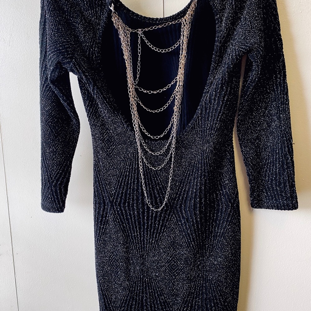 Women’s black mini dress 🖤 - Picture 9 of 10